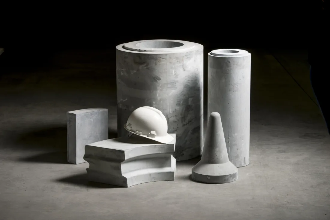 Ceramic impingement block and lining shapes